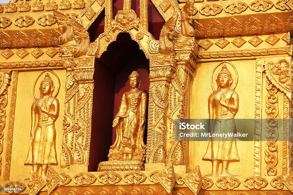 Złoty Budda - Zbiór zdjęć royalty-free (Bez ludzi)