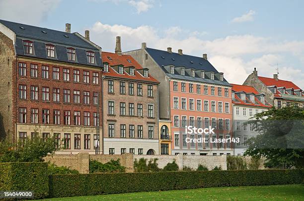 Photo libre de droit de Maisons Colorées Ancien Appartement À Copenhague Au Danemark banque d'images et plus d'images libres de droit de Copenhague