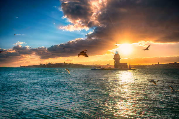 istock Istanbul Maiden Tower from the east in sunset 1540505962