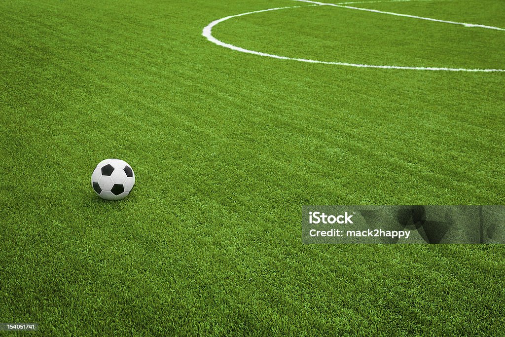 Bola de Futebol no campo de treino desportivo - Royalty-free Atividade Foto de stock