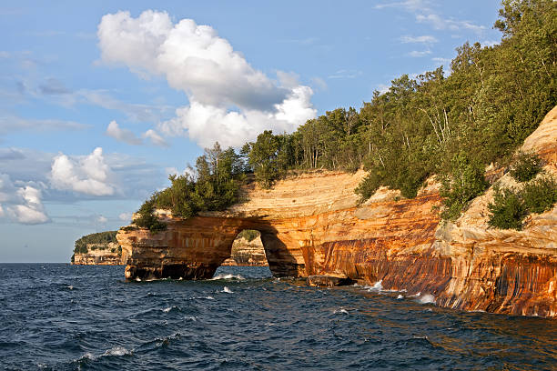 istock Pictured Rocks National Lakeshore 154078454