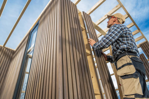 istock Caucasian General Construction Worker Building Small Modern Garden Shed 1540925164