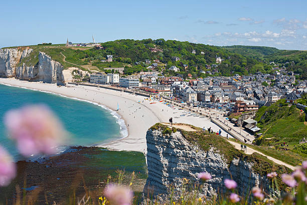 istock Etretat, France, Normandy 154103351