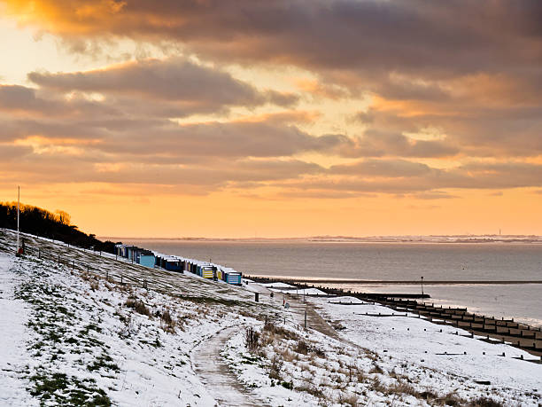 istock Dusk at a snowy seaside 154115656