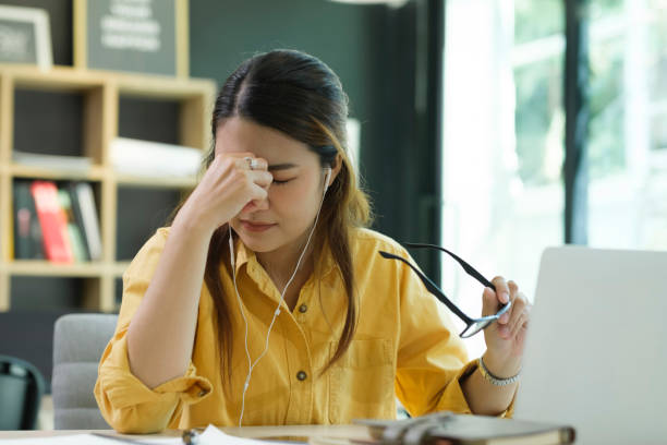 istock Stressed overwork business man in the office. 1541686317