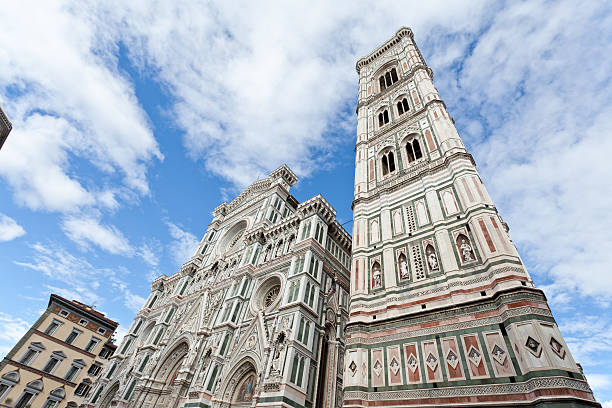 флоренции, собор - renaissance florence italy piazza duomo italy стоковые фото и изображения