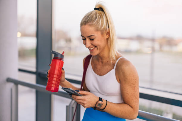 istock woman posing in gym 1541973334