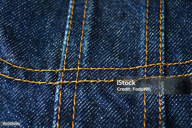 Niebieskie Jeans - zdjęcia stockowe i więcej obrazów Codzienne ubranie - Codzienne ubranie, Dżinsy, Fotografika