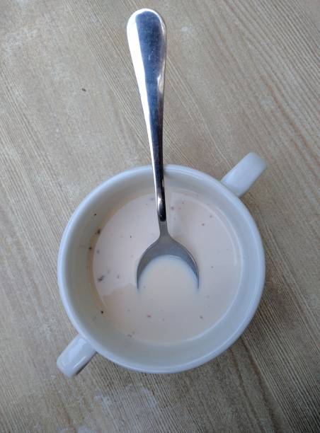 istock cereal in the morning 1542067797