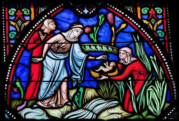 moses znaleźć na nil - spirituality stained glass art glass zdjęcia i obrazy z banku zdjęć