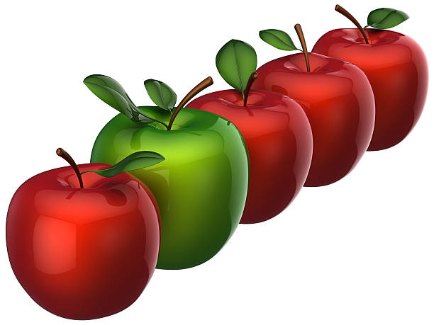 green apple liderazgo. cinco manzanas frescas, deliciosos - individuality standing out from the crowd apple contrasts fotografías e imágenes de stock