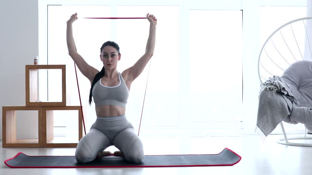 110+ Resistance Band Back Exercise Stock Videos and Royalty-Free