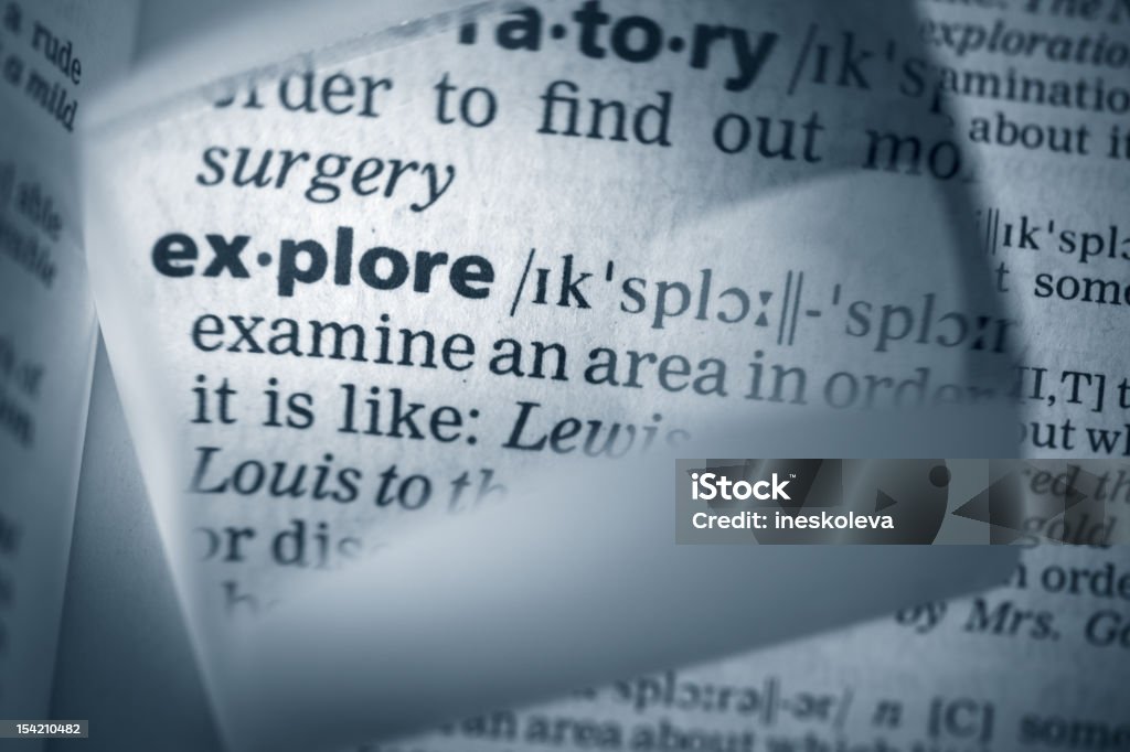 Définition «explore» - Photo de Dictionnaire libre de droits