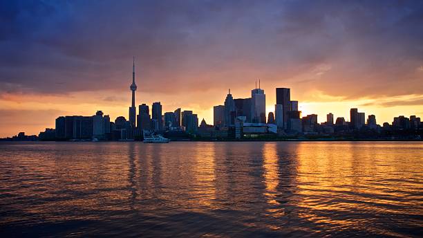 istock Toronto's Golden Time 154223153