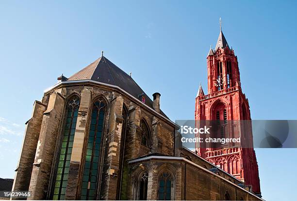 Maastricht Olanda - Fotografie stock e altre immagini di Campanile - Campanile, Chiesa, Città