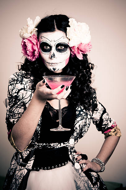 istock Halloween Living Dead Woman 154248077