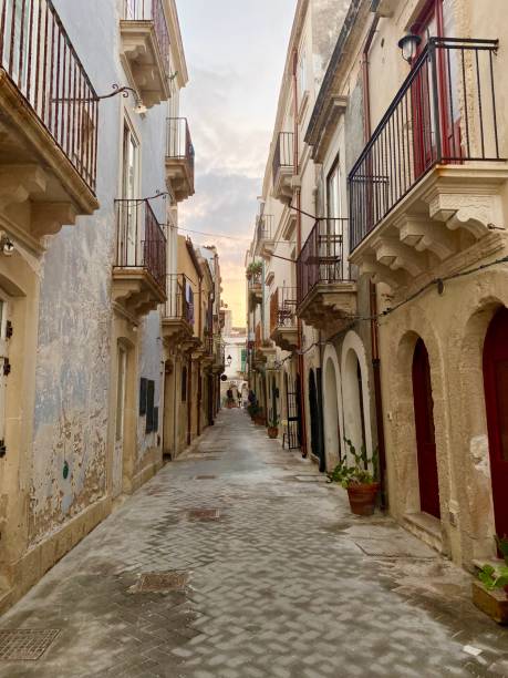 istock Street View, Ortigia Sicily 1542708477