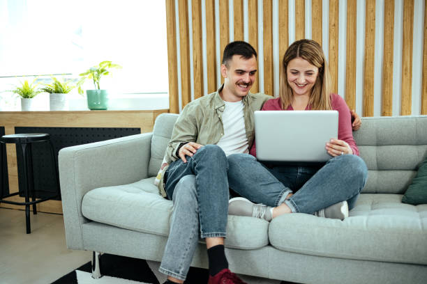 istock Wireless entertainment for a lazy day at home 1542727513