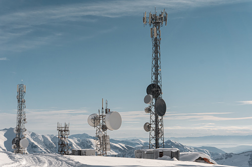 telecom 4g mobile stations towers for gsm broadcasting