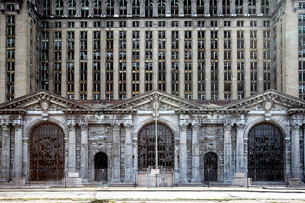 Abandoned Michigan Station, Detroit Abandoned Michigan Station, Detroit, US detroit ruins stock pictures, royalty-free photos & images