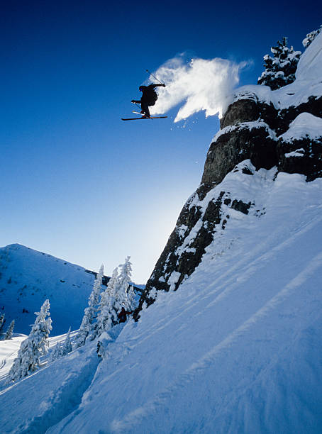 дистанционного air - ski skiing telemark skiing winter sport стоковые фото и изображения