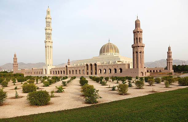 istock Grand Mosque in Muscat, Oman 154290902