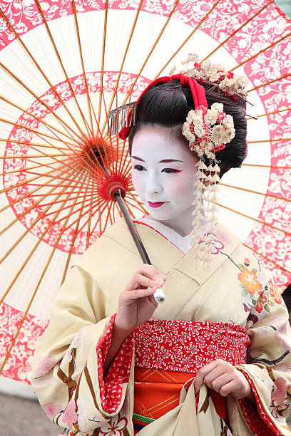 geisha - geisha fotografías e imágenes de stock