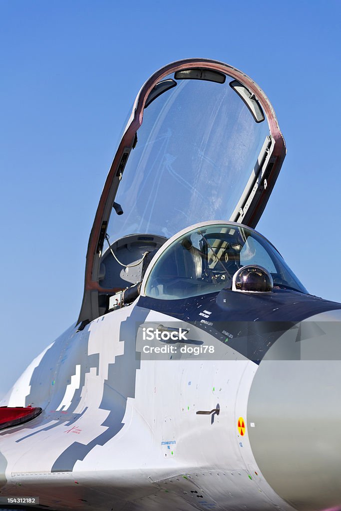 Cabine de Piloto de avião de MiG 29 de aeronaves. - Royalty-free Assento Ejetável Foto de stock