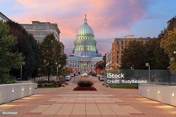 State Capitol Building Madison Stock Photo - Download Image Now - Madison - Wisconsin, Wisconsin, State Capitol Building