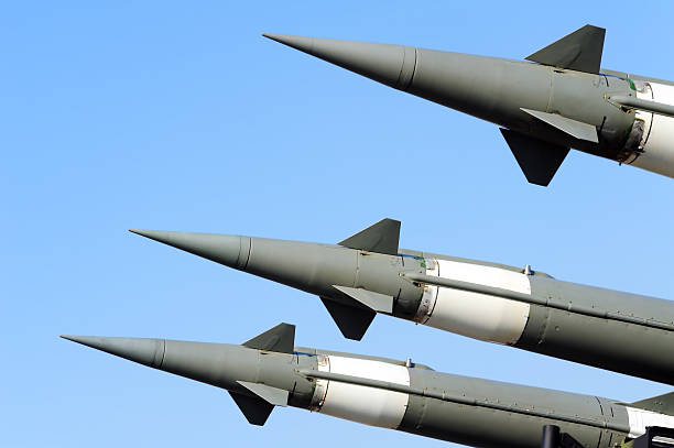 istock Ground to air missile 154340092