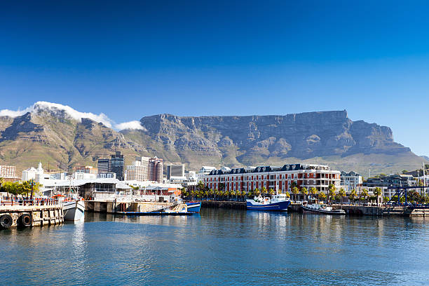 cap & v a waterfront - table mountain afrique du sud photos et images de collection