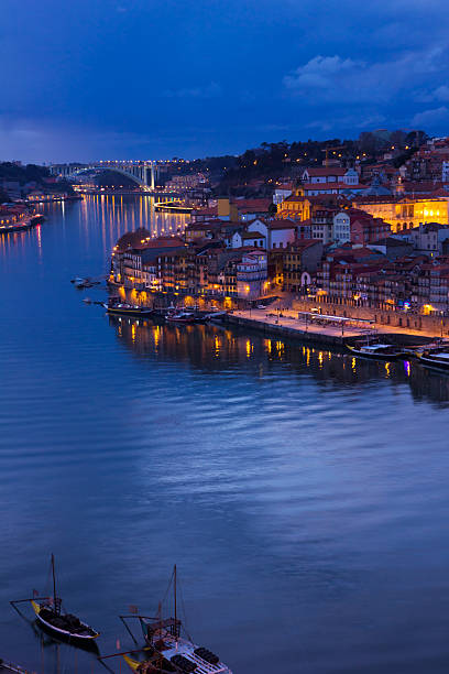 cidade velha do porto, portugal - porto portugal bridge international landmark imagens e fotografias de stock