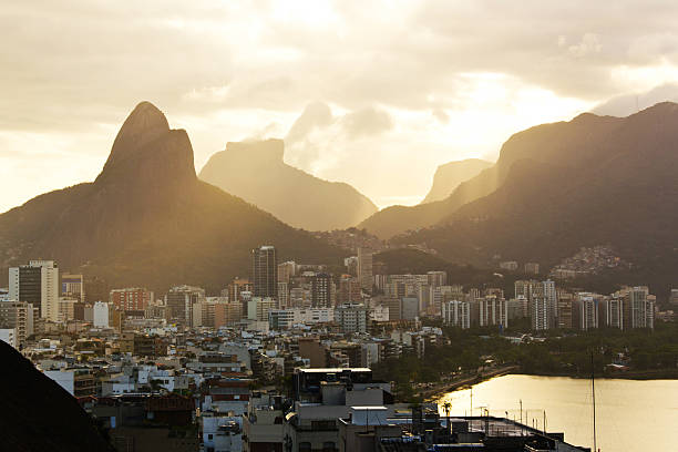 istock Rio de Janeiro and mountains 154359685