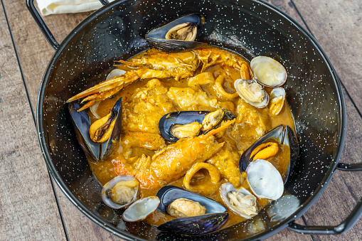 Zarzuela de pescado, a stew of various fish and seafood that is very typical in the kitchens of the northern part of the Spanish Levante region.