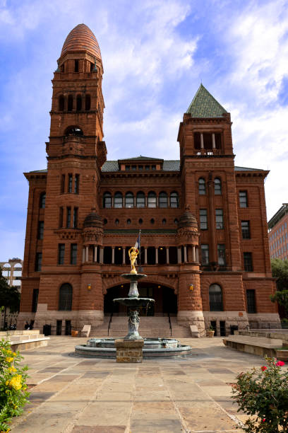 istock Bexar County Courthouse in Downtown San Antonio, Texas, USA 1543686113