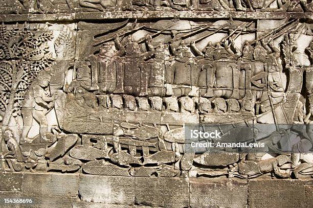 Cham ネイビーの戦いバイヨン寺院の彫刻 - アンコールトムのストックフォトや画像を多数ご用意 - アンコールトム, カンボジア, カンボジア文化