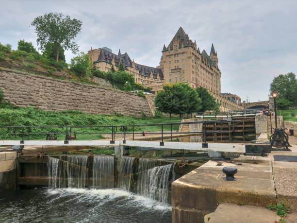 istock The Ottawa Canal 1543698599