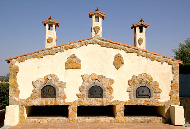 istock Public ancient oven in Andalusia 154377986