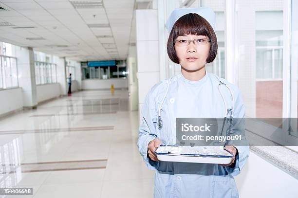 Медсестры Работают В Больницах — стоковые фотографии и другие картинки Азиатского и индийского происхождения - Азиатского и индийского происхождения, Больница, В помещении