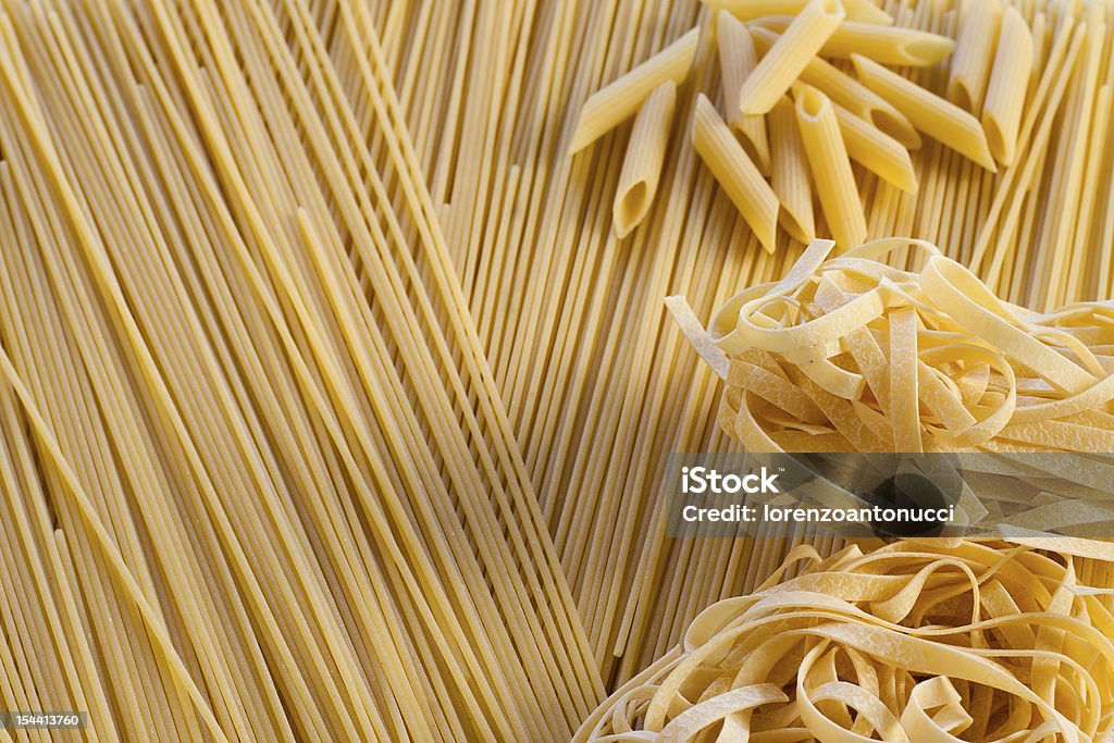 Spaghetti, penne rigate et tagliatelles - Photo de Aliment libre de droits