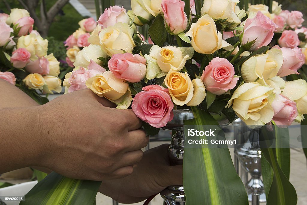Organizar um bouquet de rosas - Royalty-free Amarelo Foto de stock