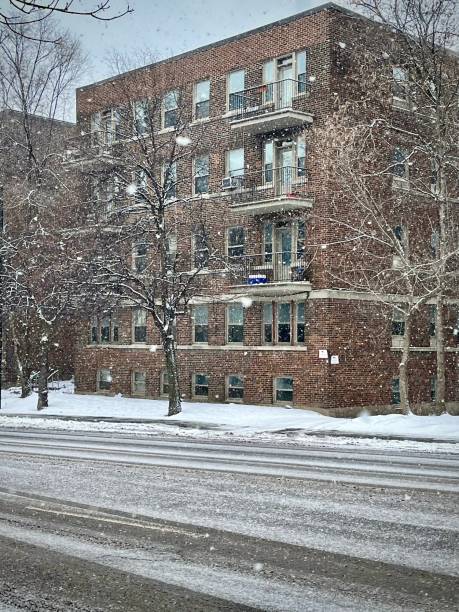 istock Montreal in winter 1544294133