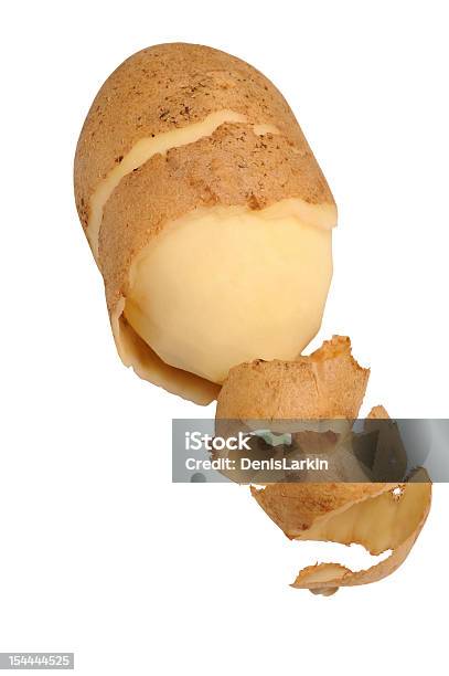 Batata Com A Pele - Fotografias de stock e mais imagens de Amarelo - Amarelo, Batata Crua, Casca de fruta