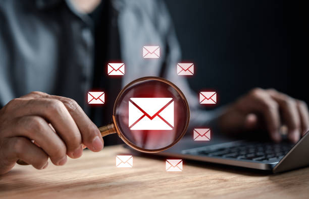 istock Alert Email inbox and spam virus with warning caution for notification on internet letter security protect, junk and trash mail and compromised information. 1545309899