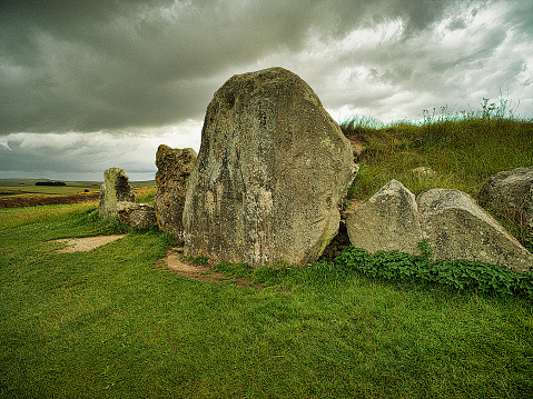 Avebury West Kennet Long barrow neolithic burial chamber