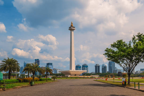 Merdeka Square located in the center of Jakarta, Indonesia Scenery of Merdeka Square located in the center of Jakarta, Indonesia jakarta stock pictures, royalty-free photos & images