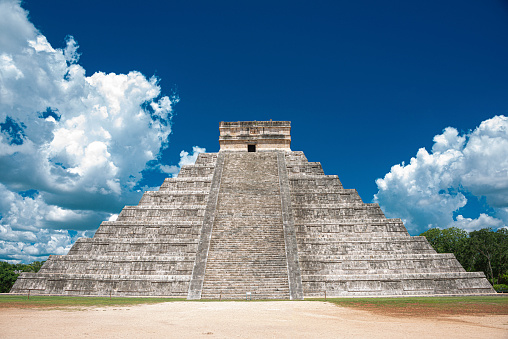 image of Chichen Itza Castle, Yucatan, Mexico
