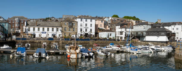 istock Custom House Quay in Falmouth, Cornwall, England 1547611673