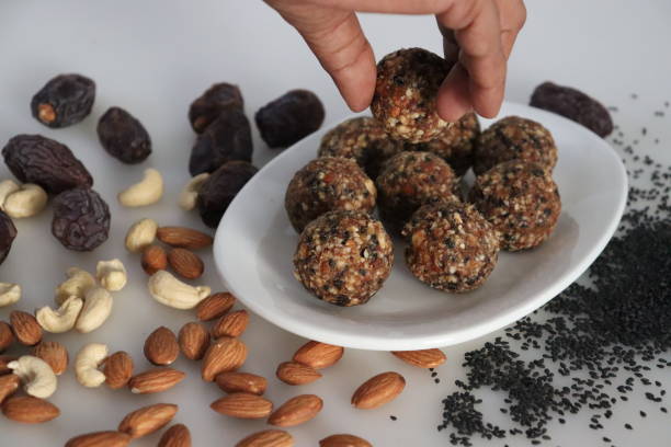 istock Sugar free dates and nuts ladoo 1547949587