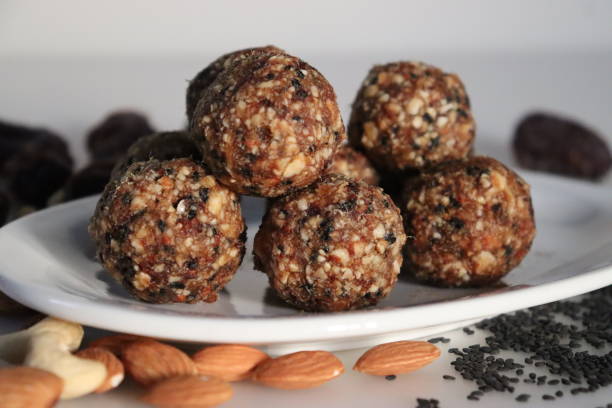 istock Sugar free dates and nuts ladoo 1547949594